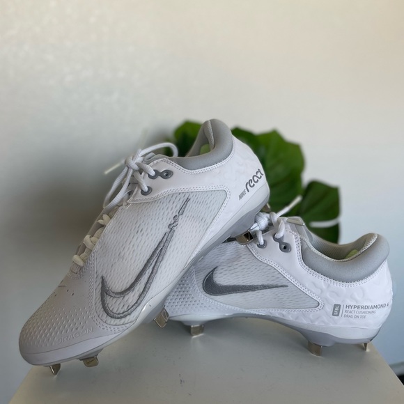 NIKE HYPER DIAMOND 4 PRO ELITE Metal Softball Cleats🥎REASONABLE OFFERS ONLY👁️ - Picture 2 of 7